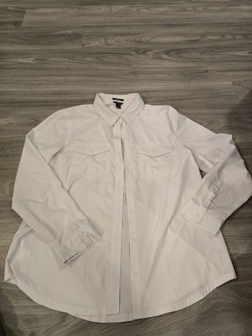 Eddie Bauer White Long-Sleeve Button-Up Utility Shirt
